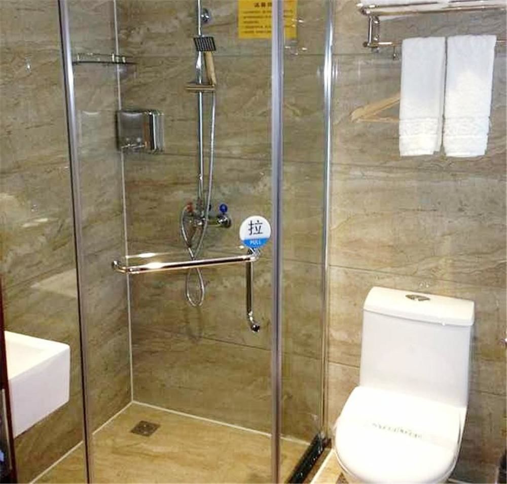 Yuwei Business Hotel Guilin Bagian luar foto