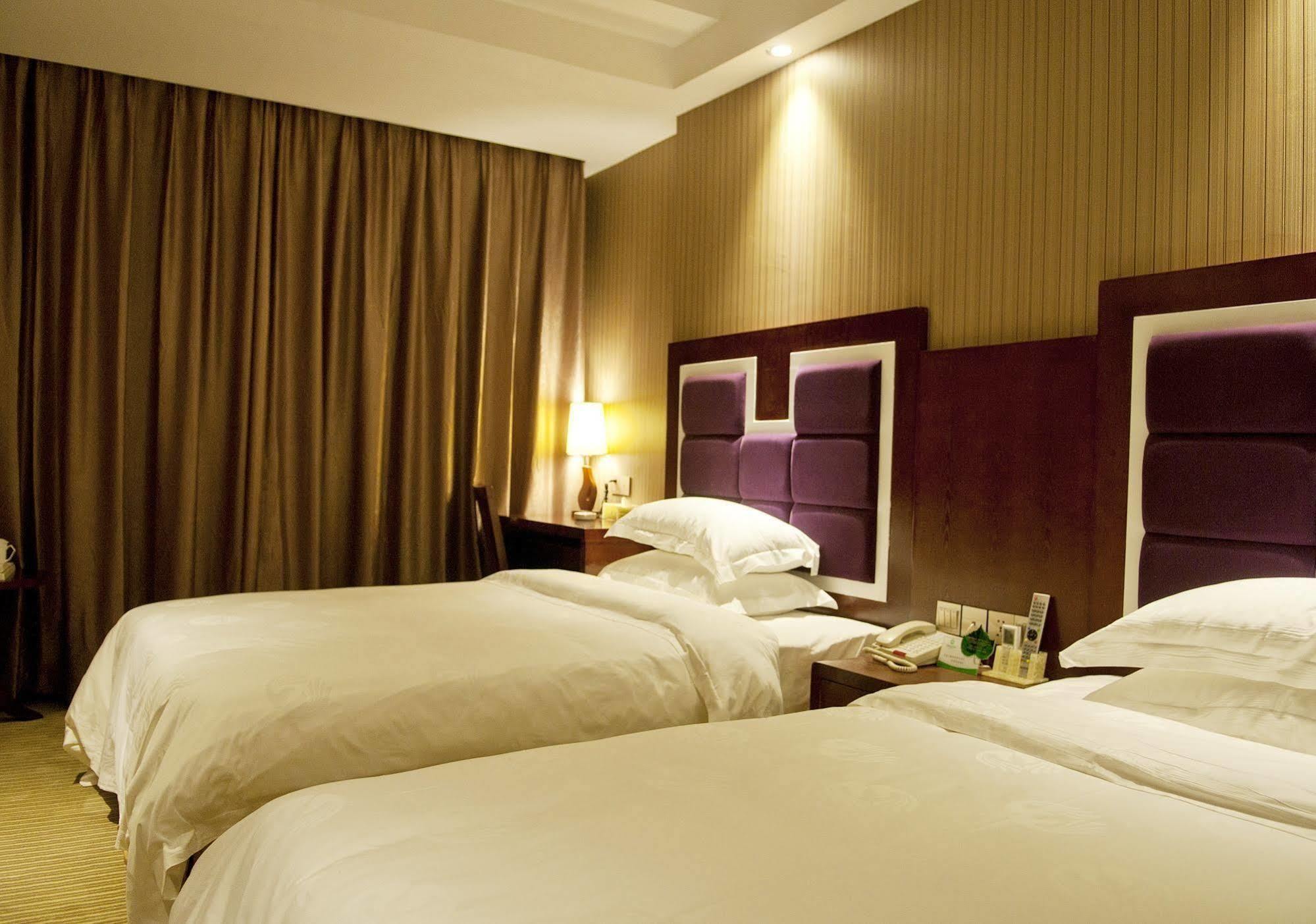 Yuwei Business Hotel Guilin Bagian luar foto